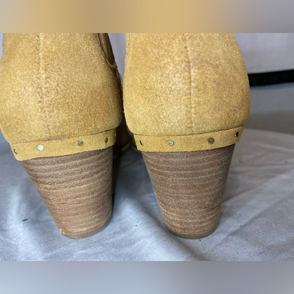 Steve Madden Women's Tinker Ankle booties Cognac Tan Suede New Size 10 B - Picture 6 of 6